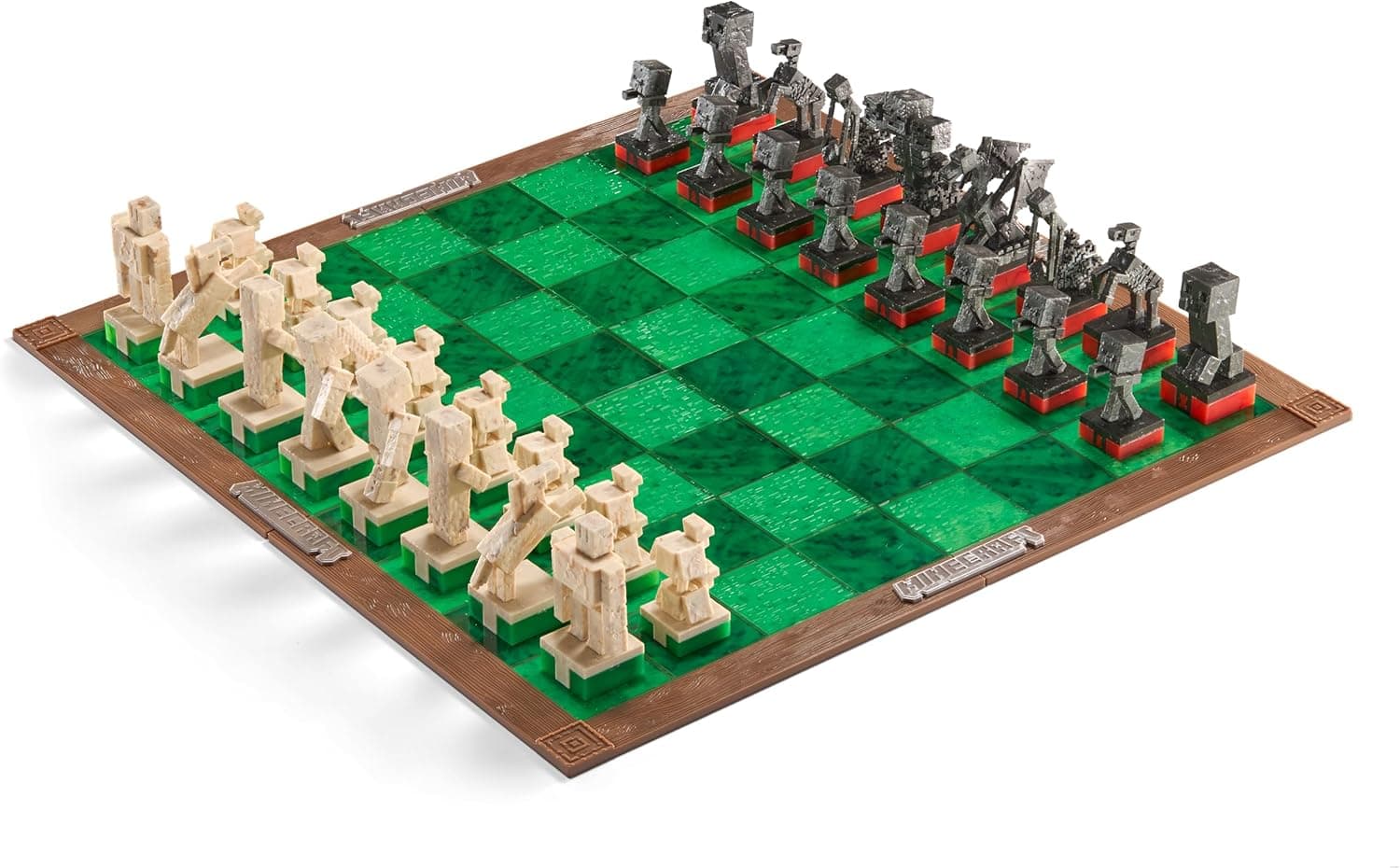 The Noble Collection Minecraft Chess Set – Overworld Heroes vs. Hostile Mobs